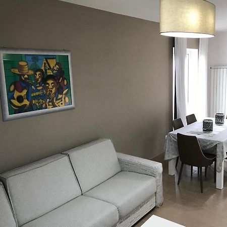 5 Miles Apt Lägenhet Rocca Cinquemiglia Exteriör bild